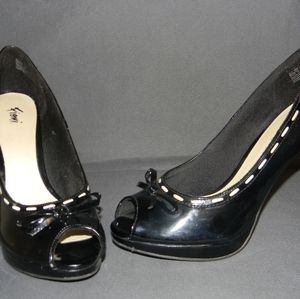 Black patent Stilettos with white stitching